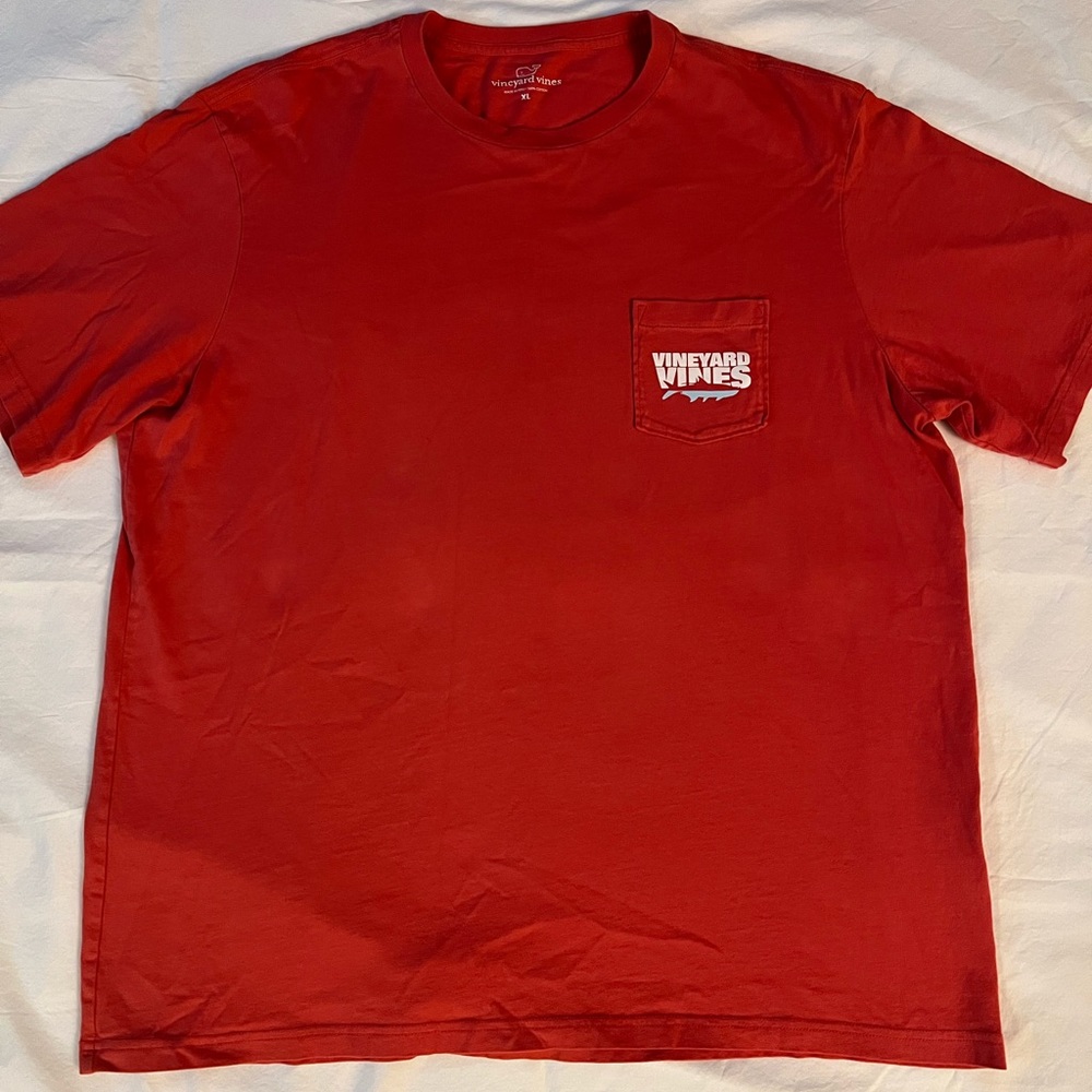 Mens Vineyard Vines short sleeve t-shirt